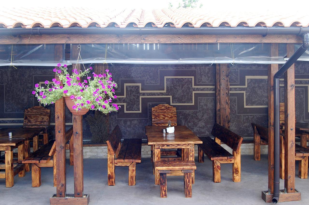 Nadejda Hotel โซเฟีย ภายนอก รูปภาพ
