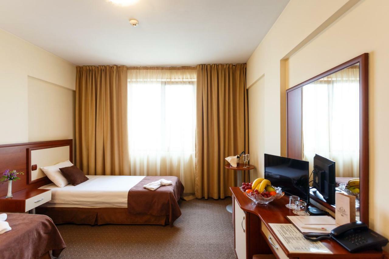 Nadejda Hotel โซเฟีย ภายนอก รูปภาพ